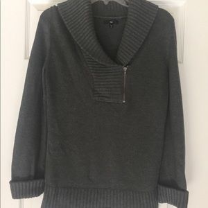 Gap women’s sweater